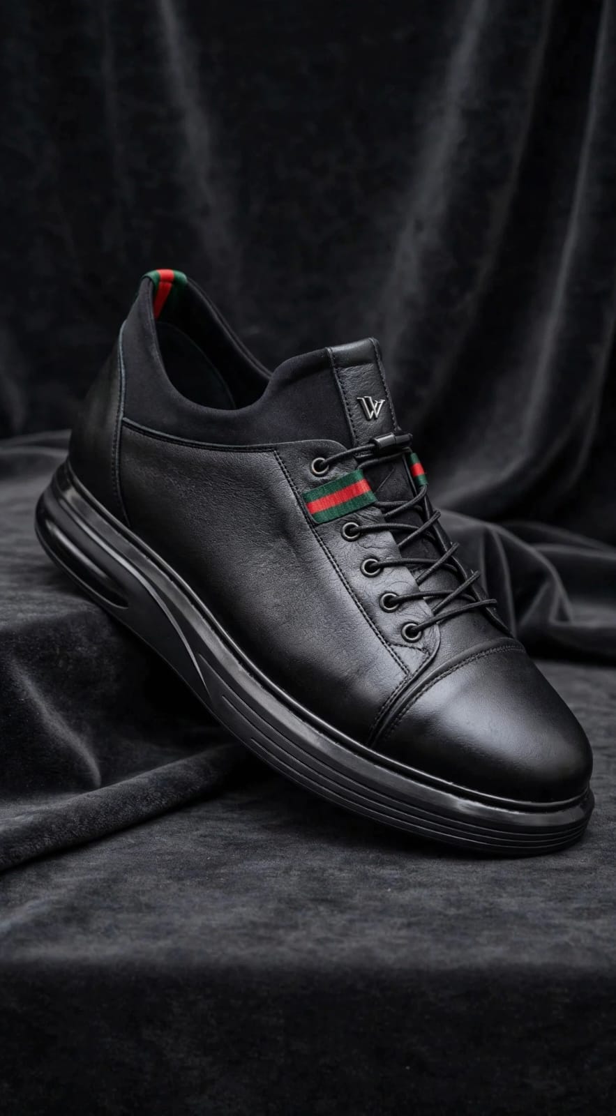 Black Voyager Sneakers