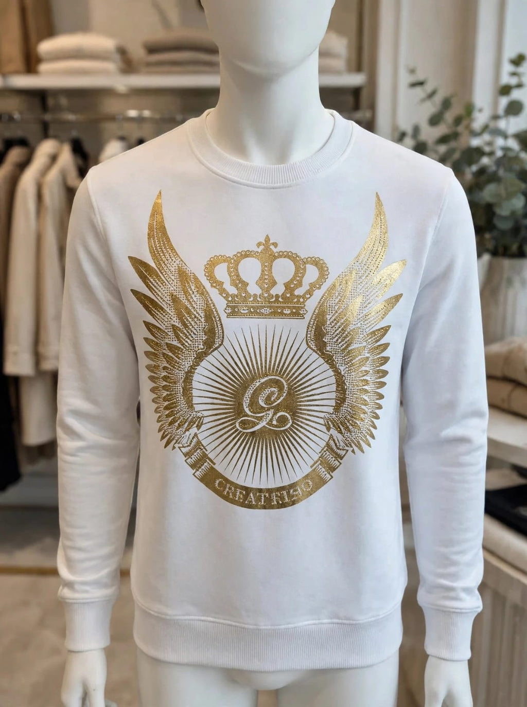 White long-sleeve sweatshirt/ Unisex fit