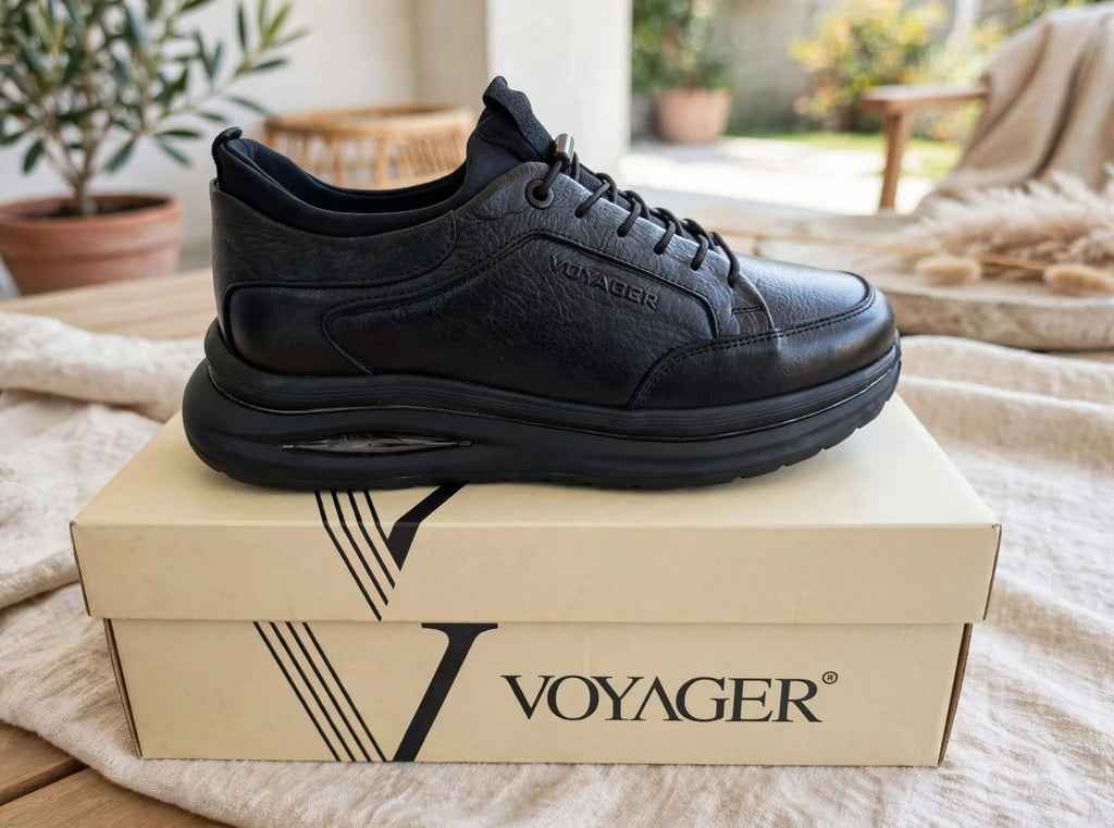 VOYAGER Black Leather Casual Sneaker