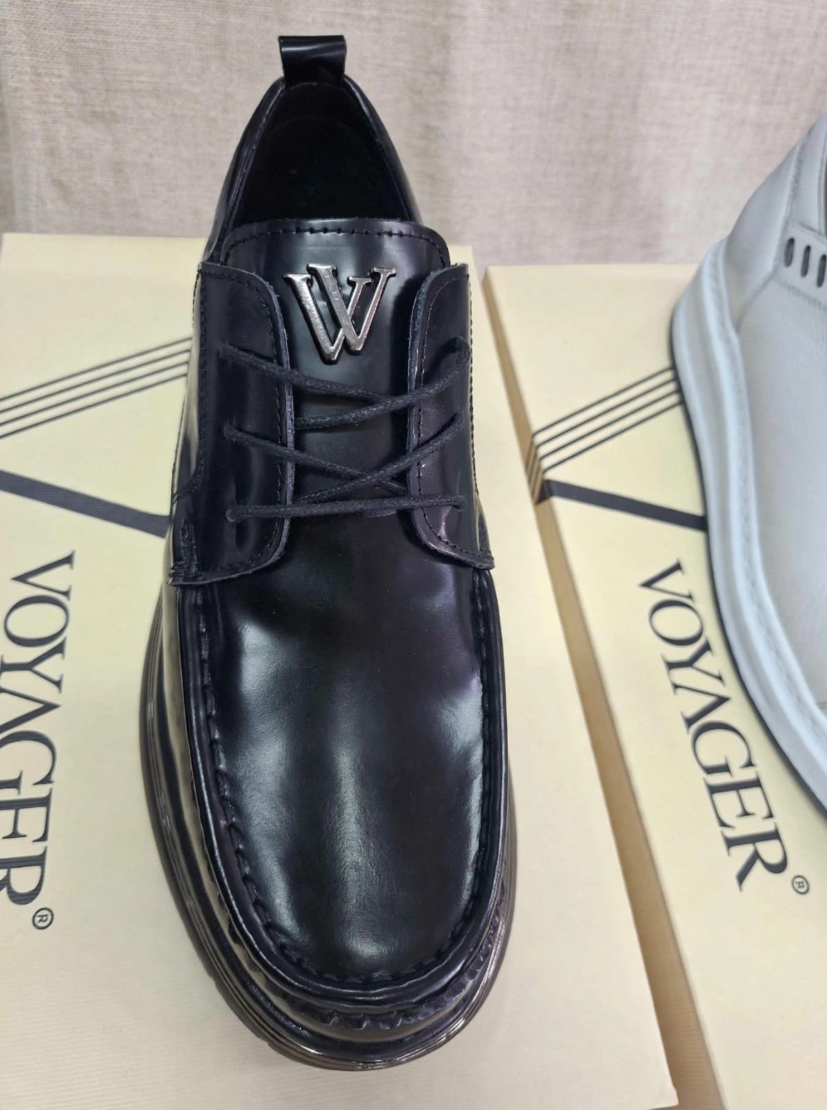 VOYAGER - Premium Comfort Leather Shoe