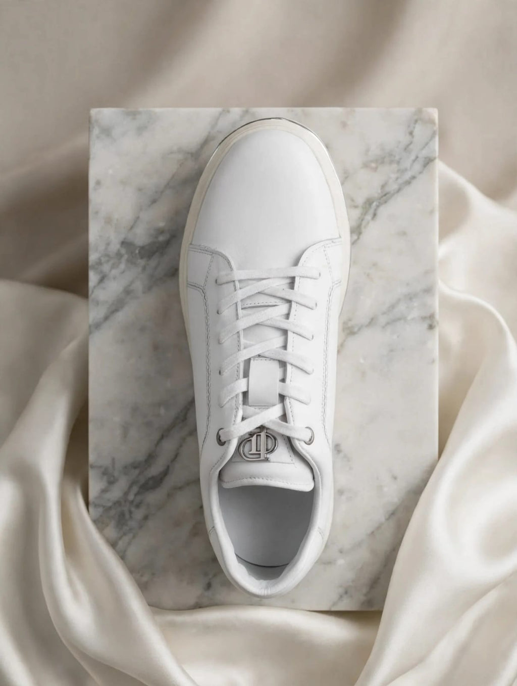 Voyager Luxe Low-Top Sneaker - White/ Silver Trim Classic