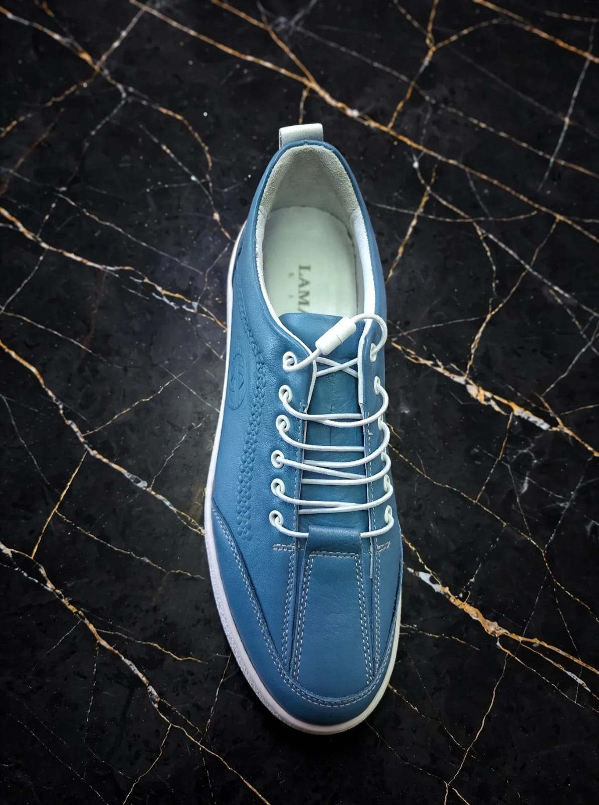 Lamazzi Sky-Blue Low-Top Leather Sneakers