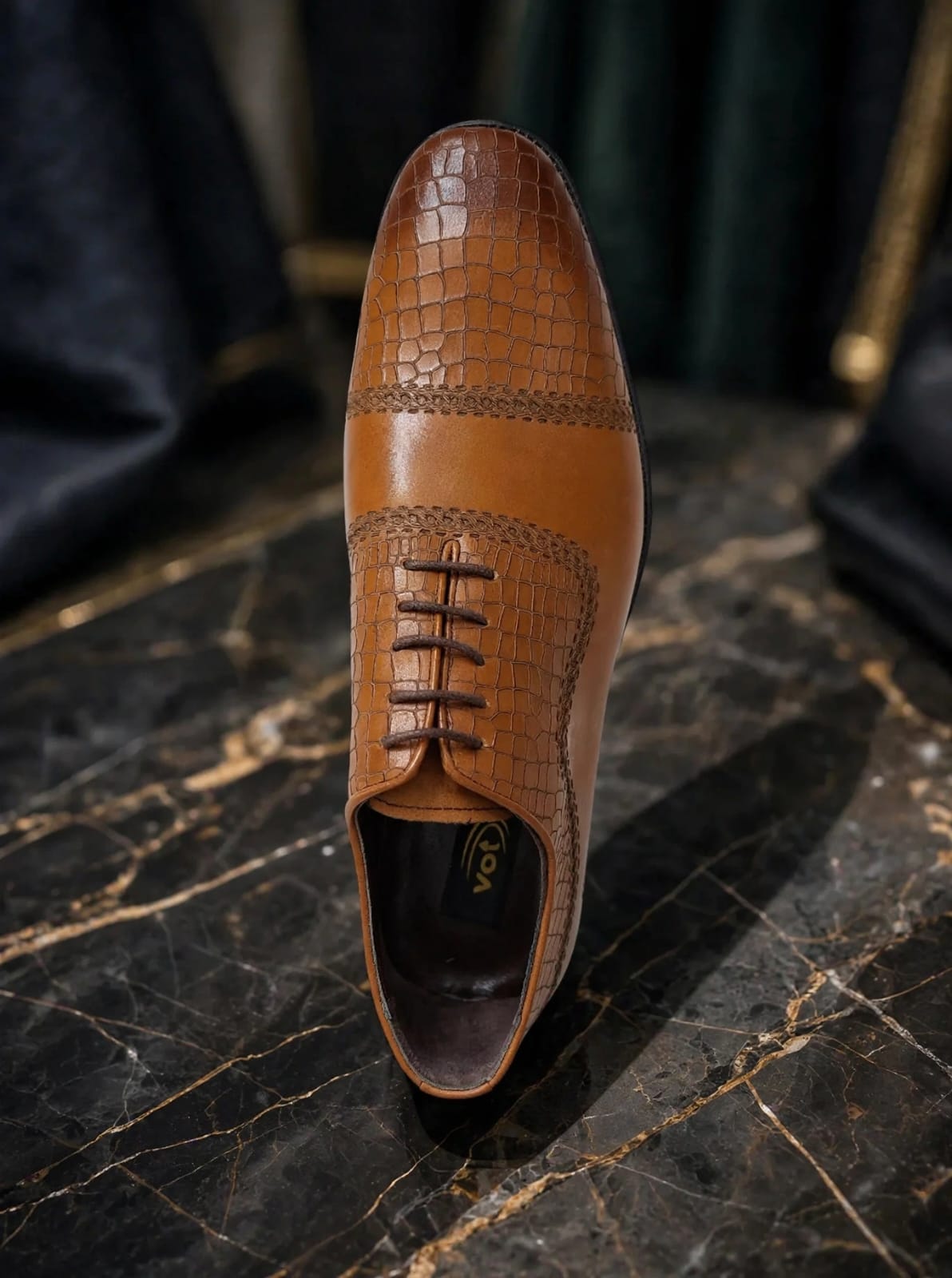 Croc-Textured Cap-Toe Oxford - Tan Brown