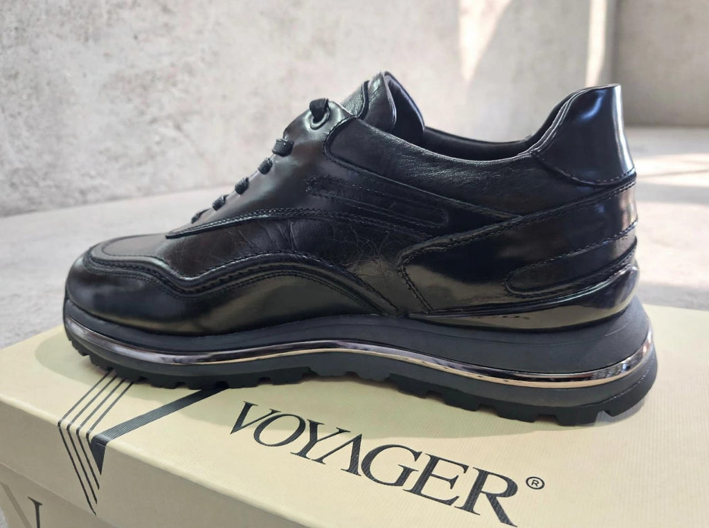 VOYAGER Premium Leather Sneaker - Black